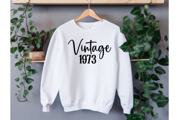 Vintage 1973 Graphics & T-Shirt Designs Review